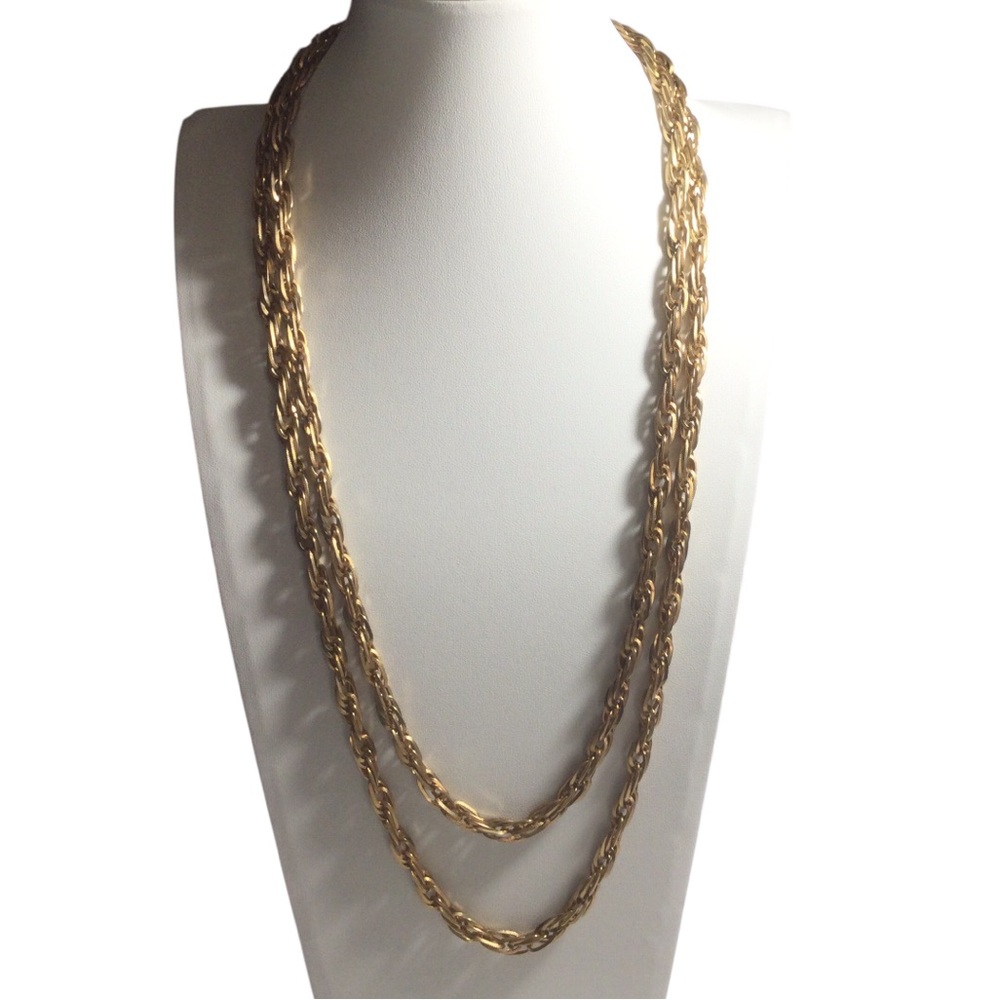 VTG Gold-Tone Long Triple Link Chain Necklace